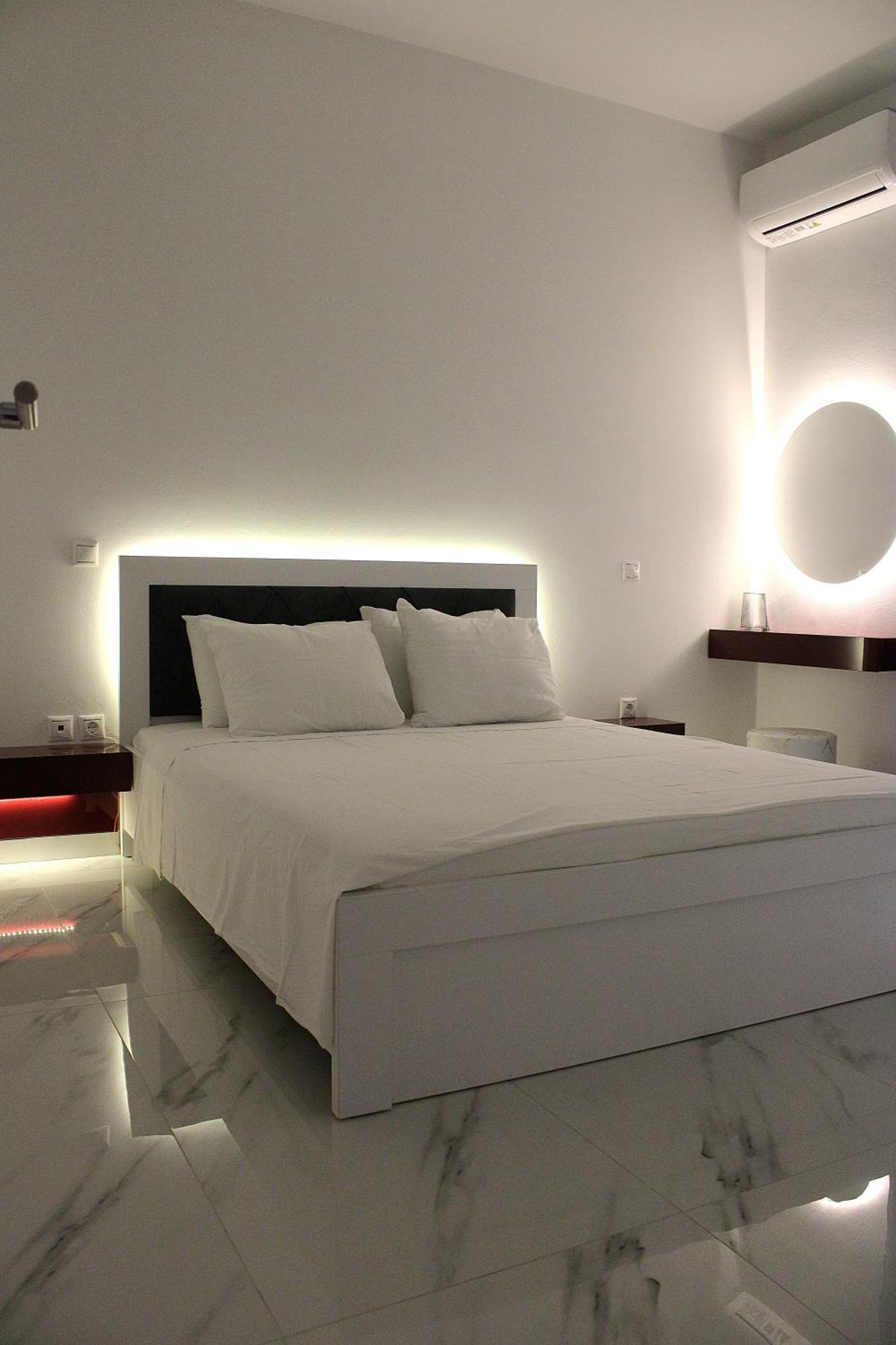 Black & White Seaside House Kalamia Corinth Bagian luar foto